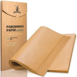 Hiware 200-Piece Parchment Paper Baking Sheets