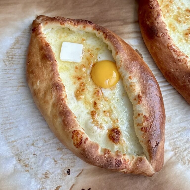 Khachapuri